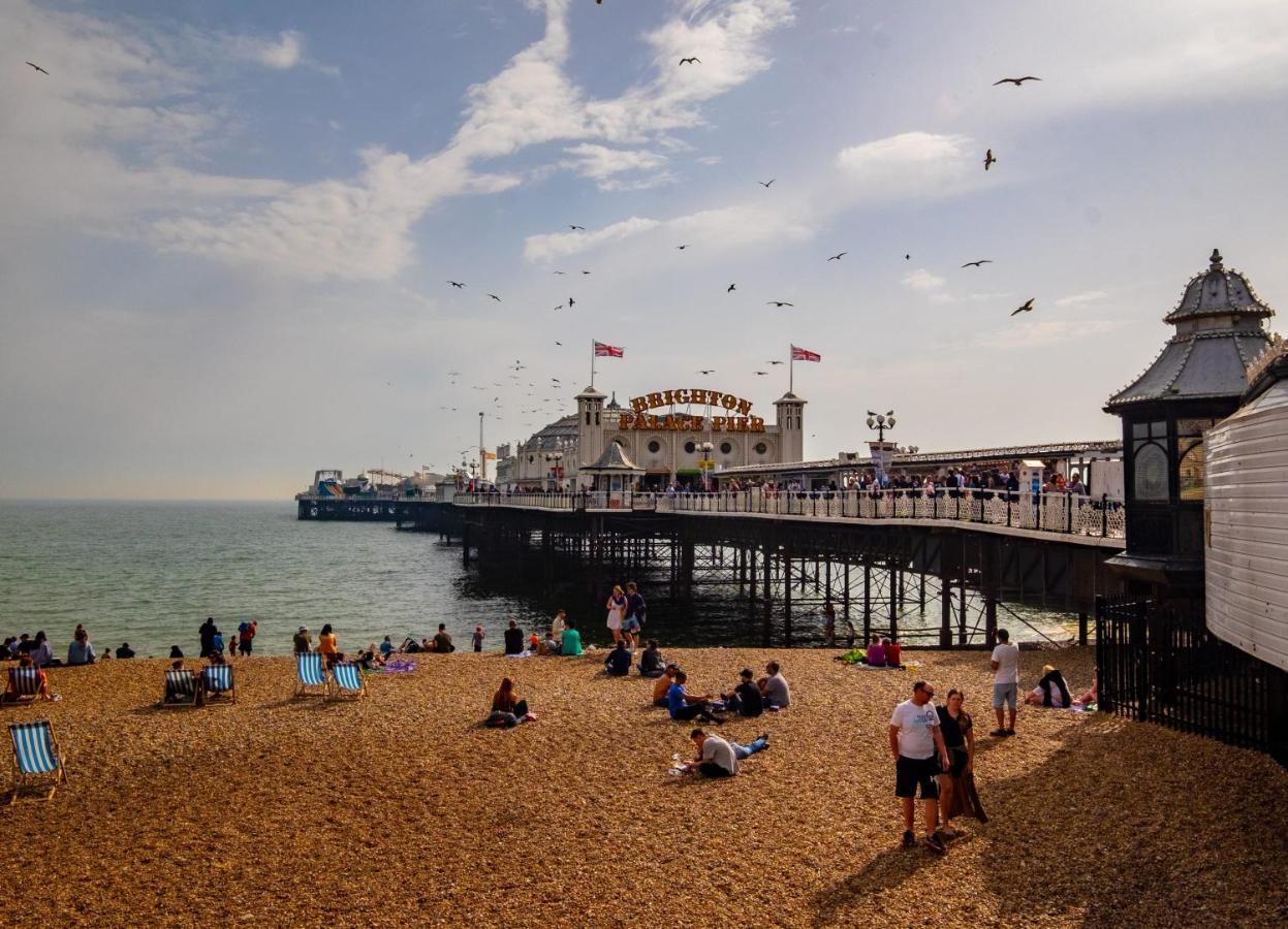 Student Only Zeni In Hove